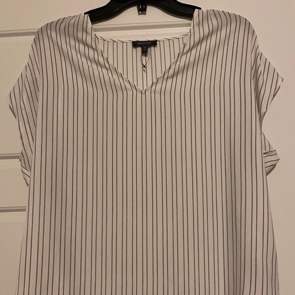 Stripped Madison Blouse. Size M - Picture 2 of 6